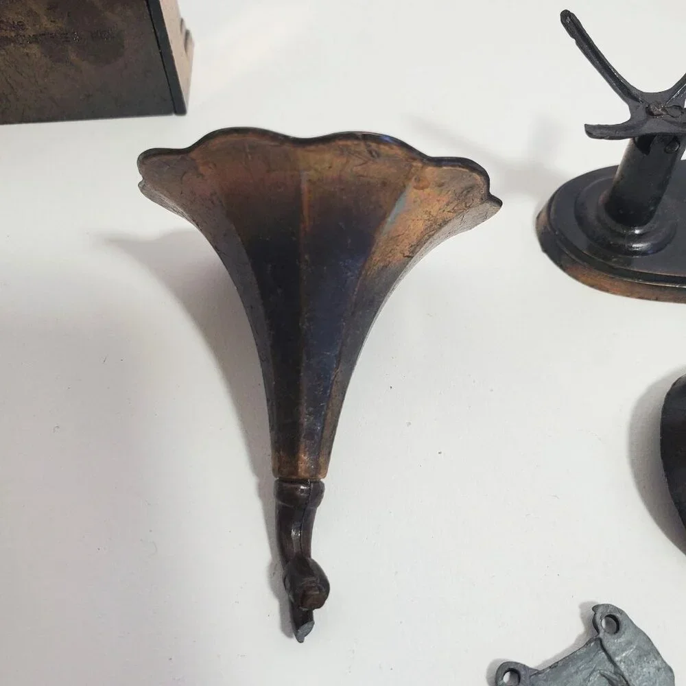 Durham Industries 70s Dollhouse Furniture Lot Diecast Metal Parts Only - Picture 9 of 14